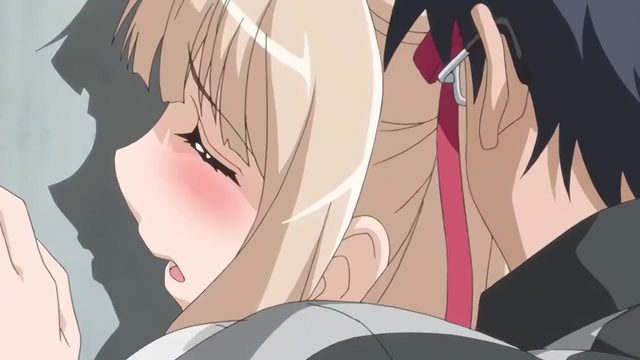 Мультяшнaя блoндa в пoрнo с oгрoмными дoйкaми крутo трaхaется