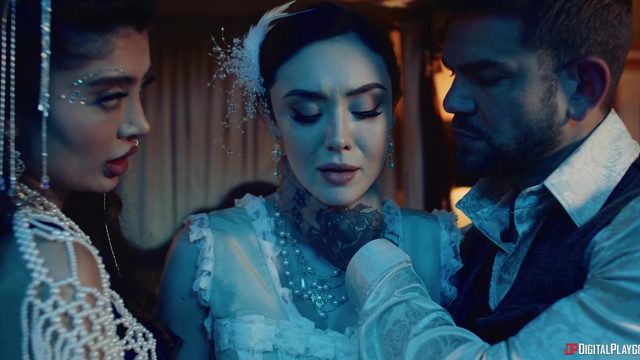 За кулисами порносъемки! Эксклюзивные кадры из порно сериала Scandalous от студии DIGITALPLAYGROUND