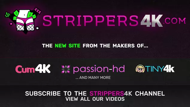 Молодая давалка Hazel Moore любит сосать и трахаться в пизду